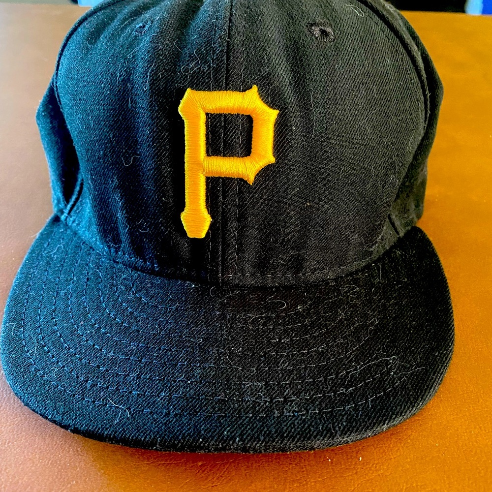 MLB Authentic 59fifty Pittsburg Pirates Hat Fitted 7.5